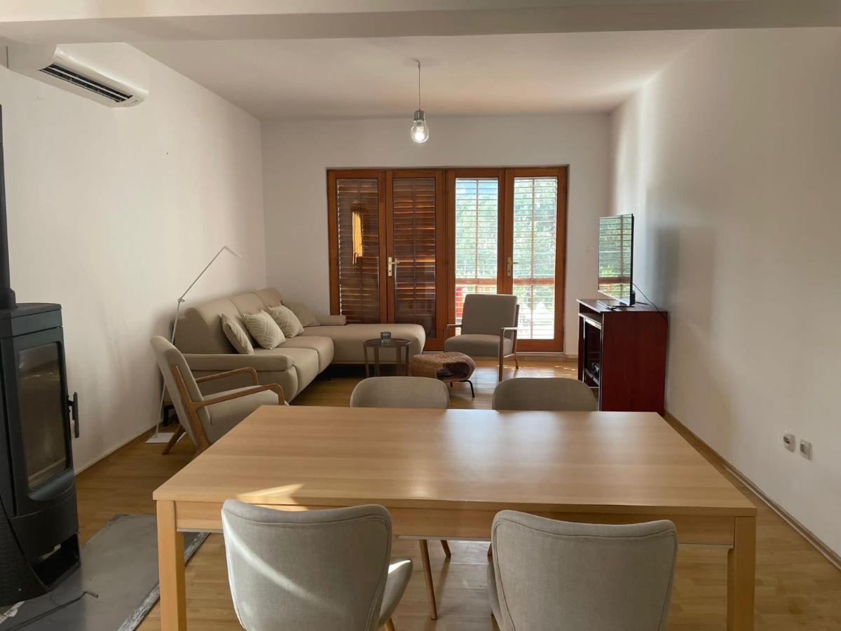 Six Bedroom Holiday Home Matea Ploce  Εξωτερικό φωτογραφία