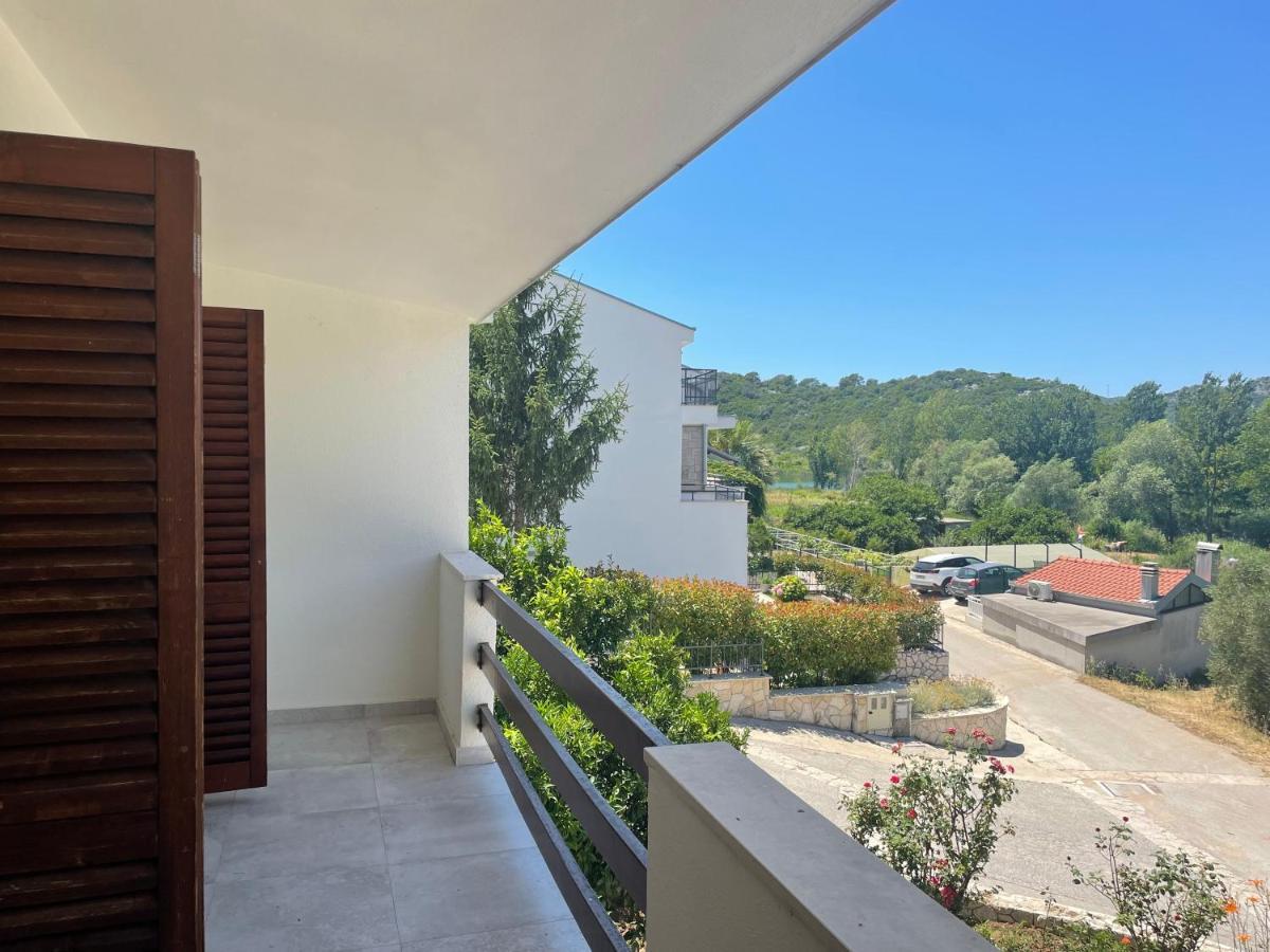 Six Bedroom Holiday Home Matea Ploce  Εξωτερικό φωτογραφία