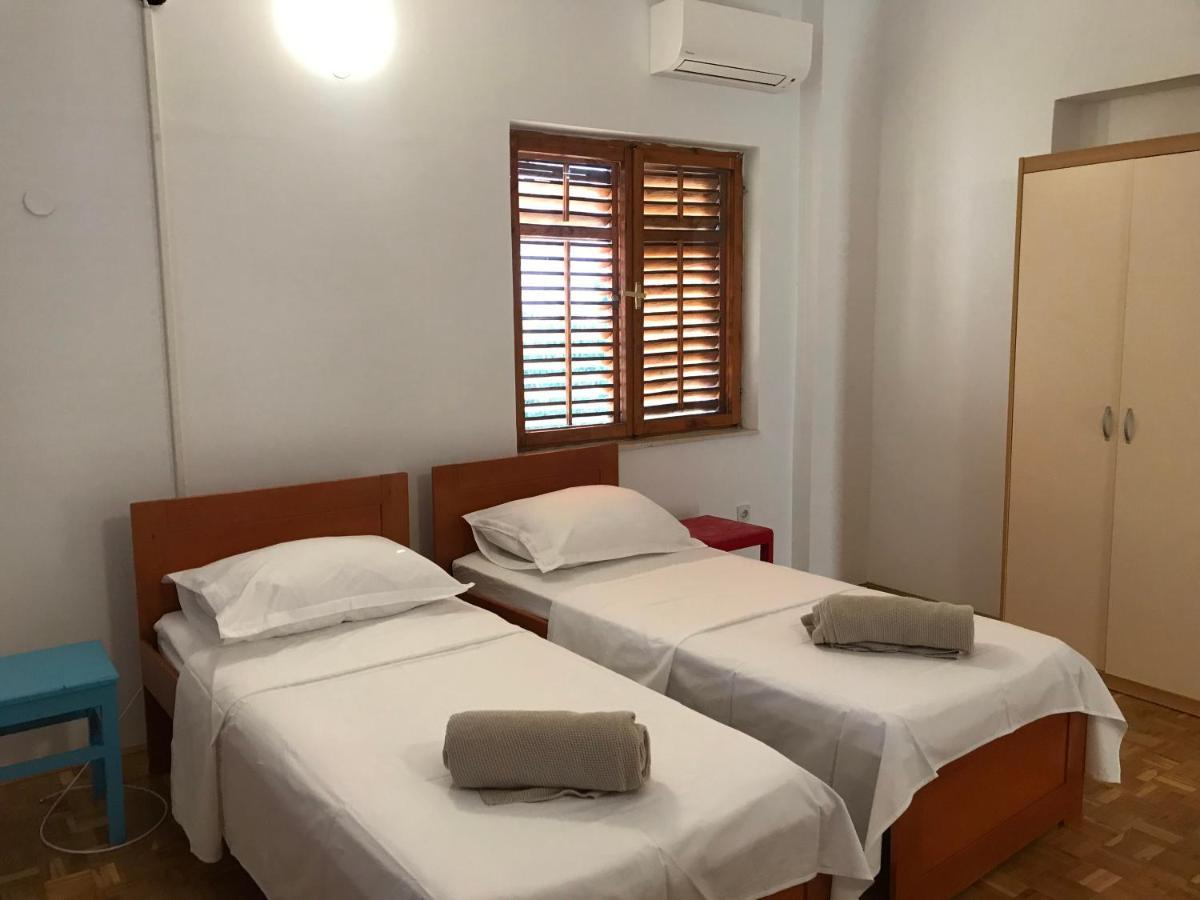 Six Bedroom Holiday Home Matea Ploce  Εξωτερικό φωτογραφία