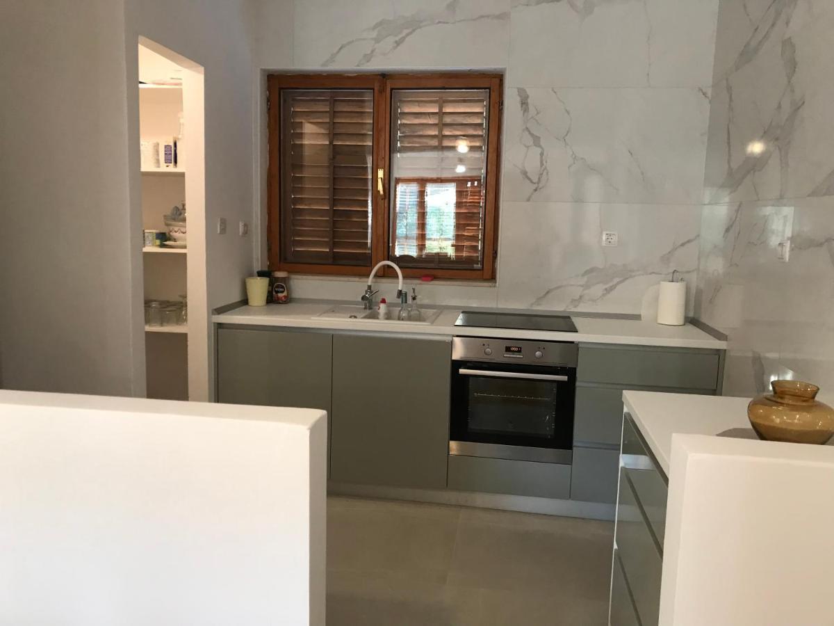 Six Bedroom Holiday Home Matea Ploce  Εξωτερικό φωτογραφία