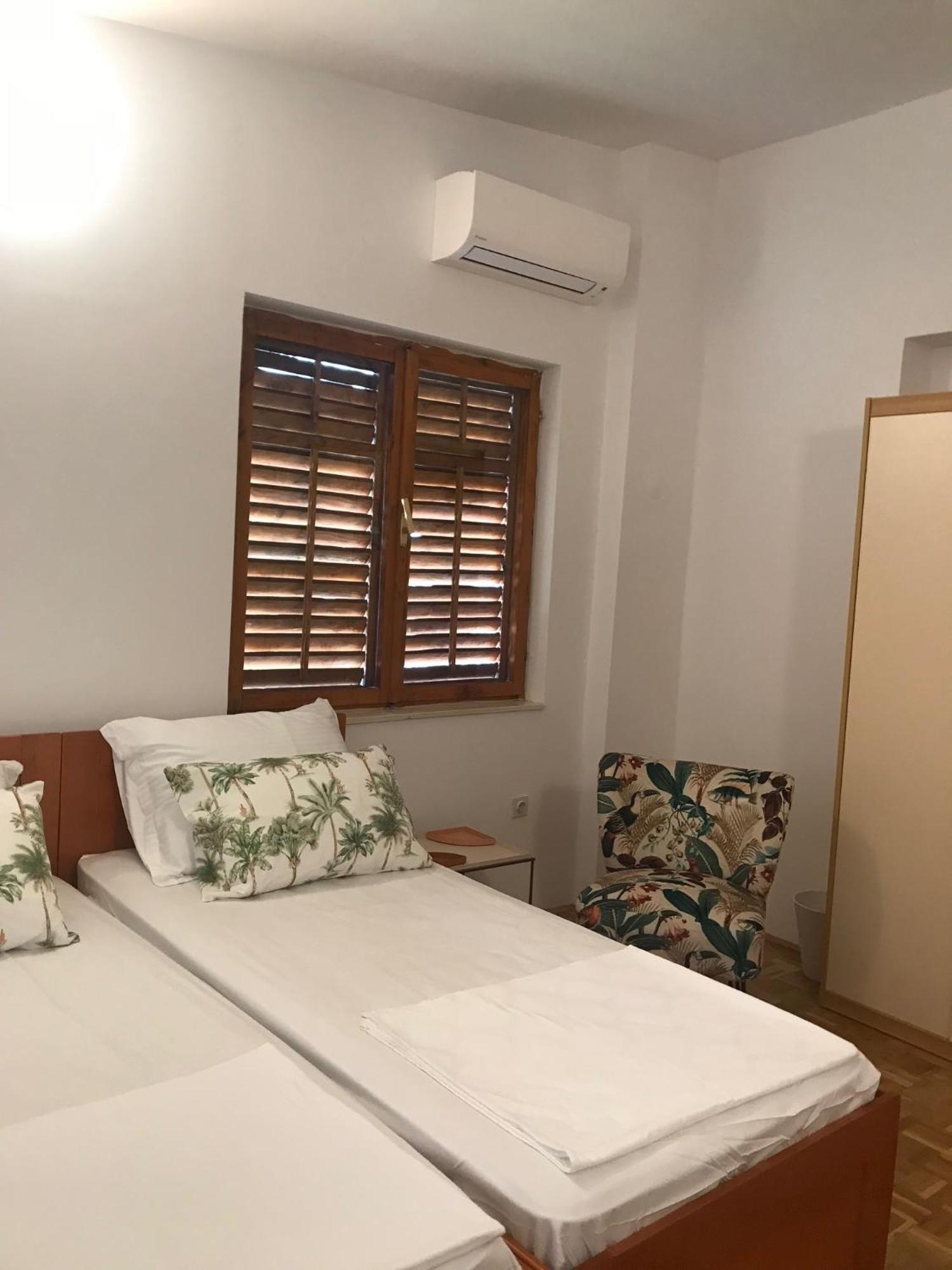 Six Bedroom Holiday Home Matea Ploce  Εξωτερικό φωτογραφία