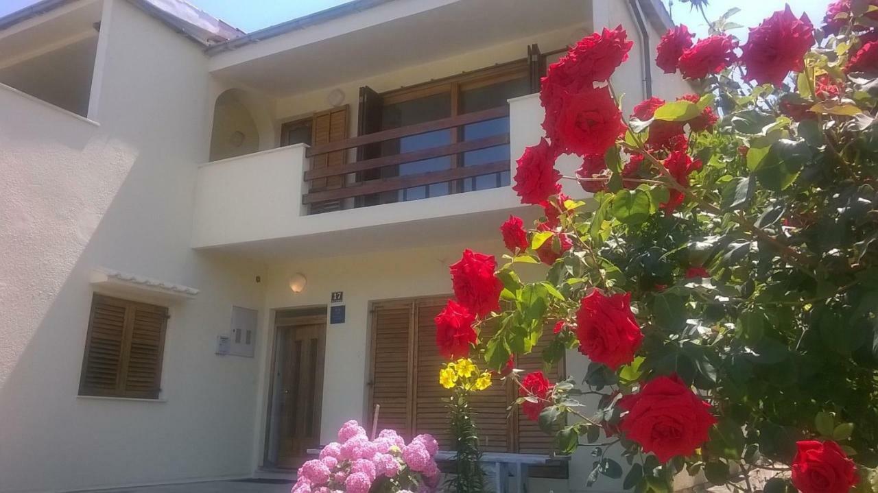 Six Bedroom Holiday Home Matea Ploce  Εξωτερικό φωτογραφία